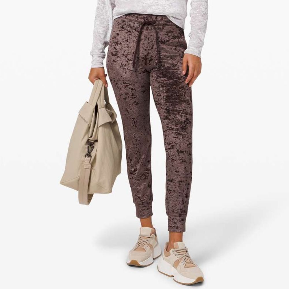 Lululemon Ready to Crush Jogger in 
French Press Size 6; Crushed Velvet
